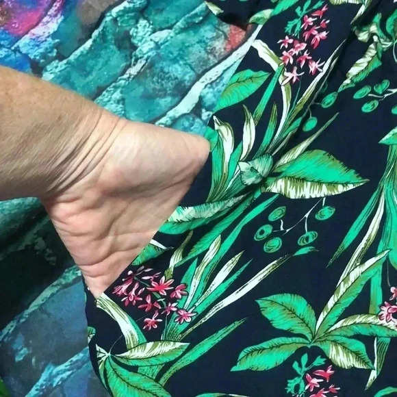 Yozly XL snap button swimsuit cover tropical - Picture 4 of 9